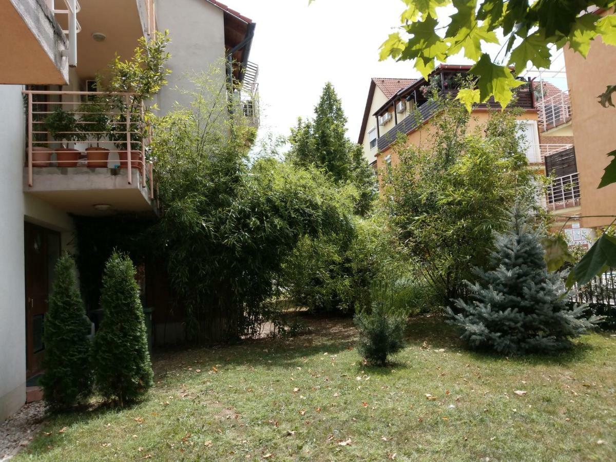 Mandarin Wellness Apartman Siófok Extérieur photo